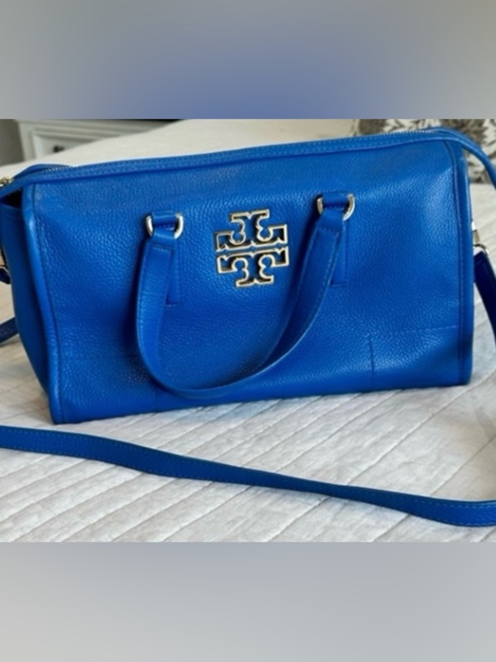 Tory Burch Blue Pebbles Leather Crossbody Satchel in good used condition.